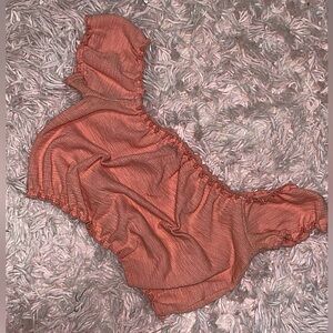 Super flattering pink Summer crop top